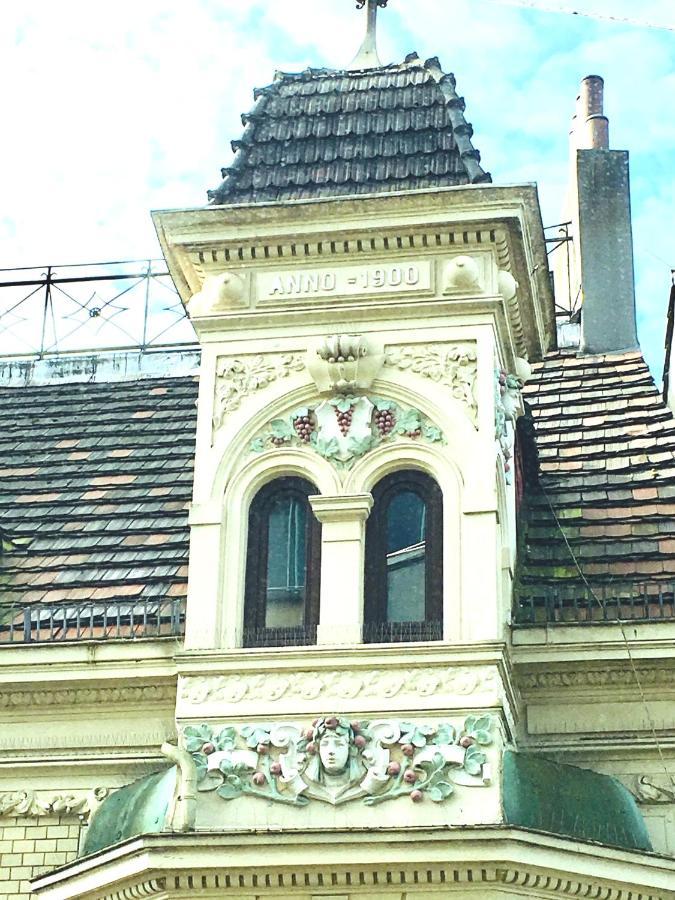 Jugendstilhaus Riverside City Appartements Fuer Urlaub Und Business Bremen Bagian luar foto